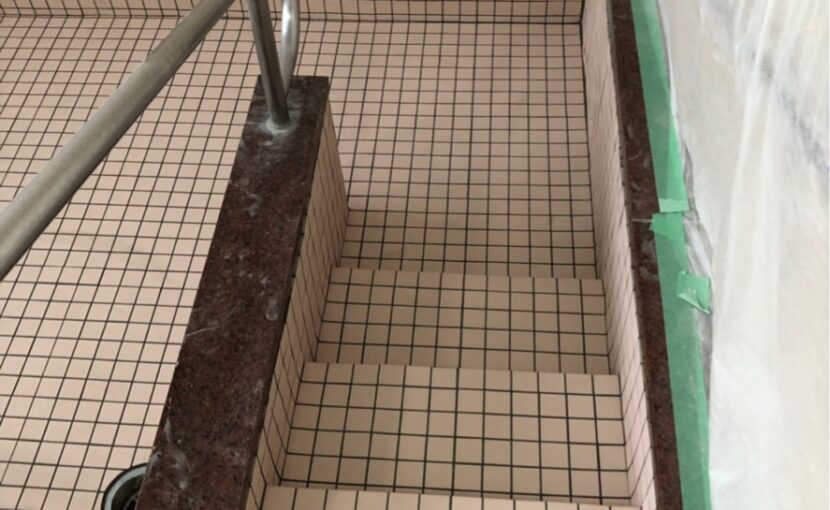 名古屋市 老人ホーム浴槽タイル張替工事 工事完了２